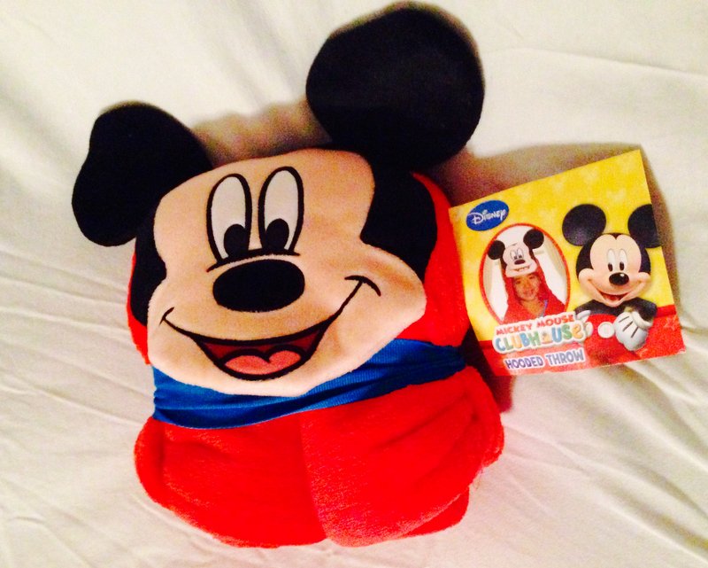 Disney Mickey Mouse Clubhouse Hooded Throw