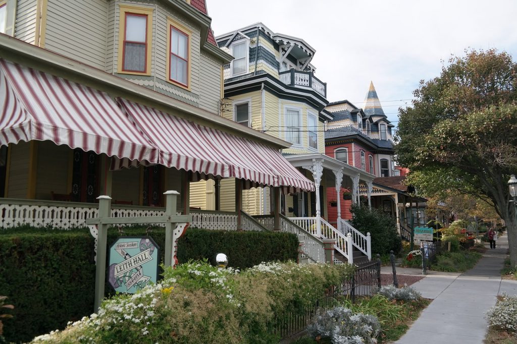 Homes - Small Town Houses Live Pastel 