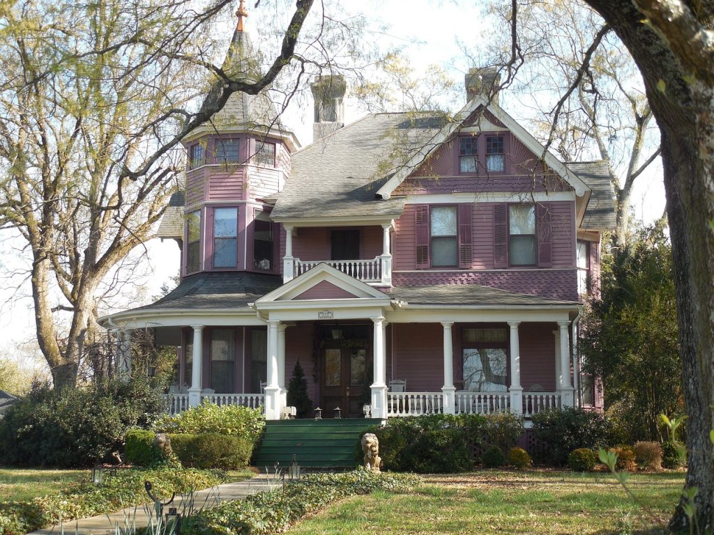 Homes - Victorian House Old Architecture 